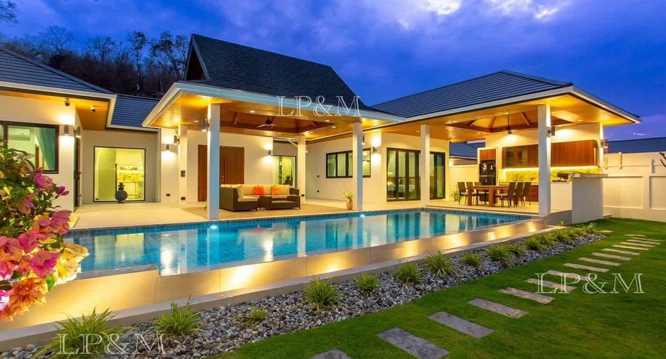 For sale 3 ベッドルーム villa in Hua Hin, Prachuap Khiri Khan