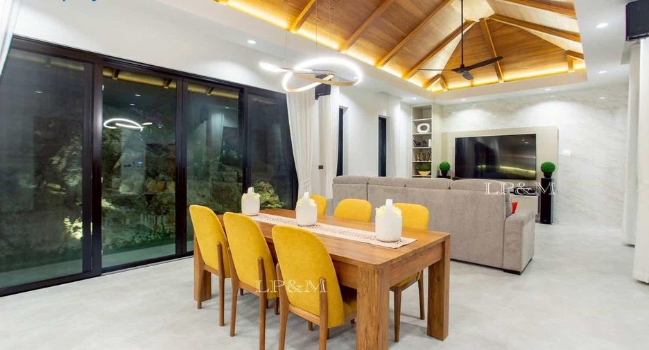For sale 3 ベッドルーム villa in Hua Hin, Prachuap Khiri Khan