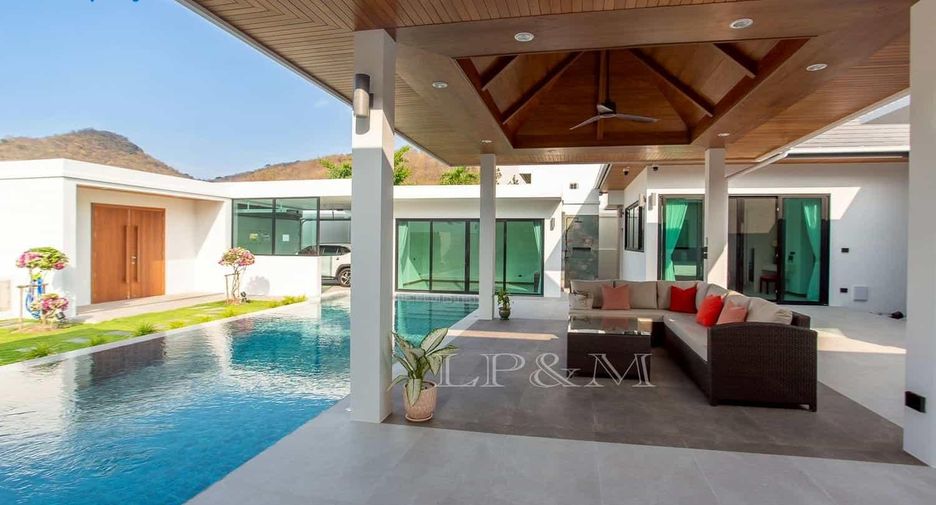 For sale 3 ベッドルーム villa in Hua Hin, Prachuap Khiri Khan
