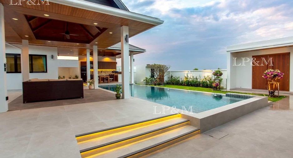 For sale 3 ベッドルーム villa in Hua Hin, Prachuap Khiri Khan
