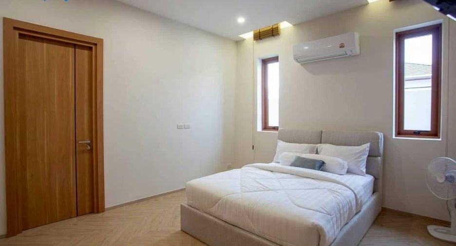 For sale 4 ベッドルーム villa in Hua Hin, Prachuap Khiri Khan