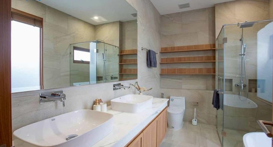 For sale 4 ベッドルーム villa in Hua Hin, Prachuap Khiri Khan
