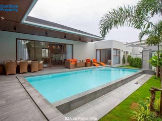 For sale 4 bedrooms villa in Hua Hin, Prachuap Khiri Khan
