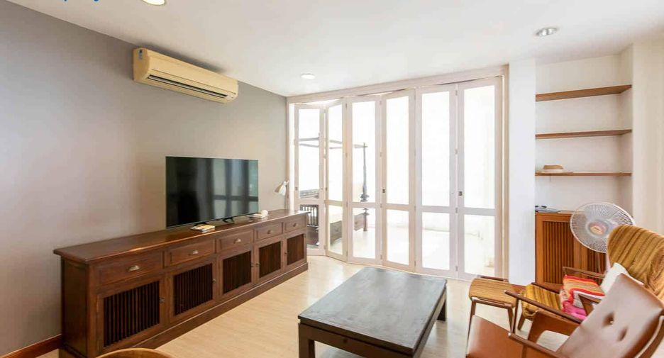 For sale 2 ベッドルーム townhouse in Cha Am, Phetchaburi