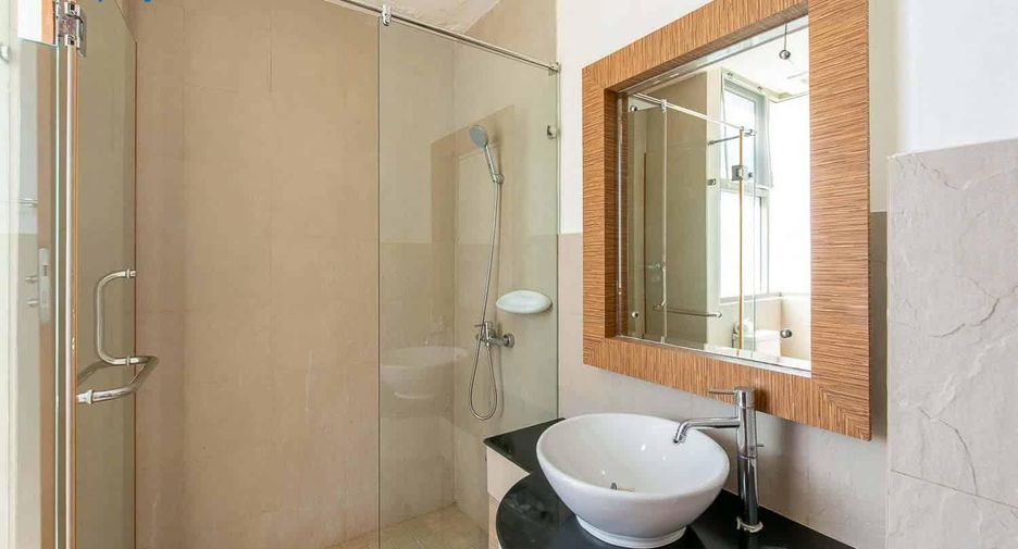 For sale 2 ベッドルーム townhouse in Cha Am, Phetchaburi