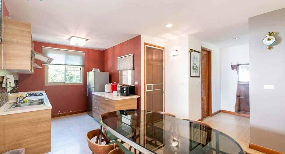 For sale 2 ベッドルーム townhouse in Cha Am, Phetchaburi