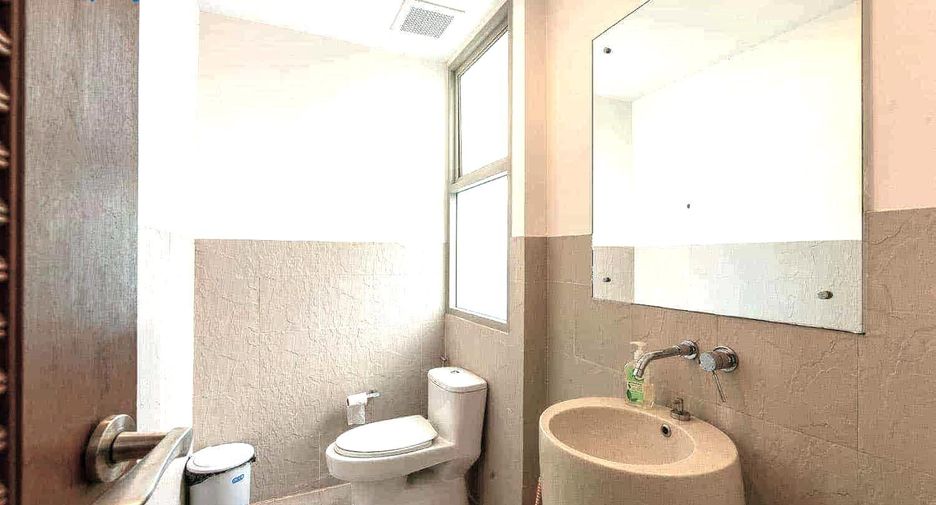 For sale 3 ベッドルーム townhouse in Cha Am, Phetchaburi