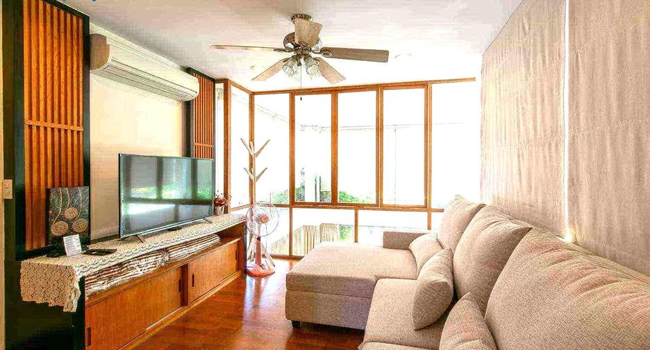 For sale 3 ベッドルーム townhouse in Cha Am, Phetchaburi