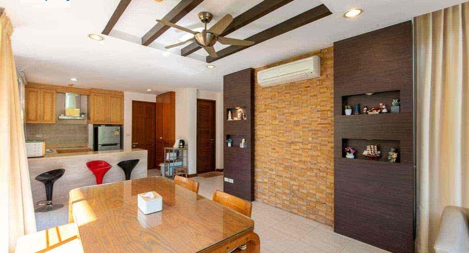 For sale 3 ベッドルーム townhouse in Cha Am, Phetchaburi