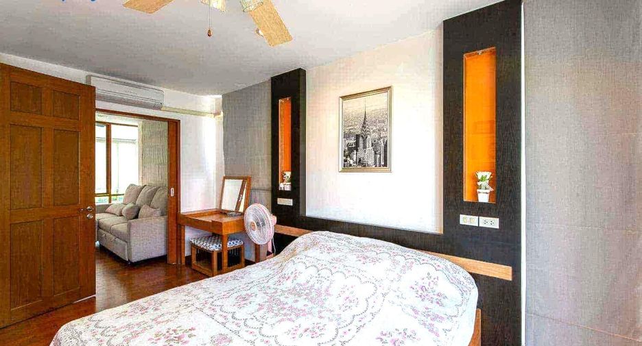 For sale 3 ベッドルーム townhouse in Cha Am, Phetchaburi