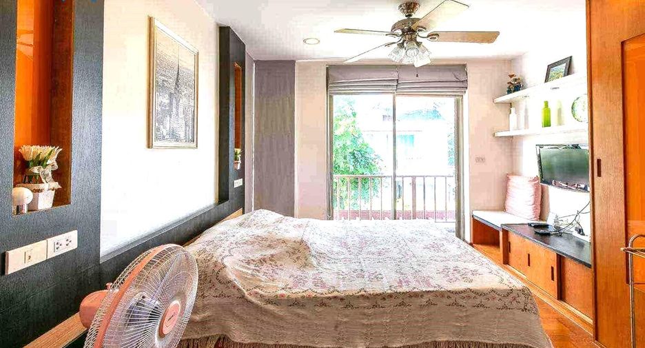 For sale 3 ベッドルーム townhouse in Cha Am, Phetchaburi