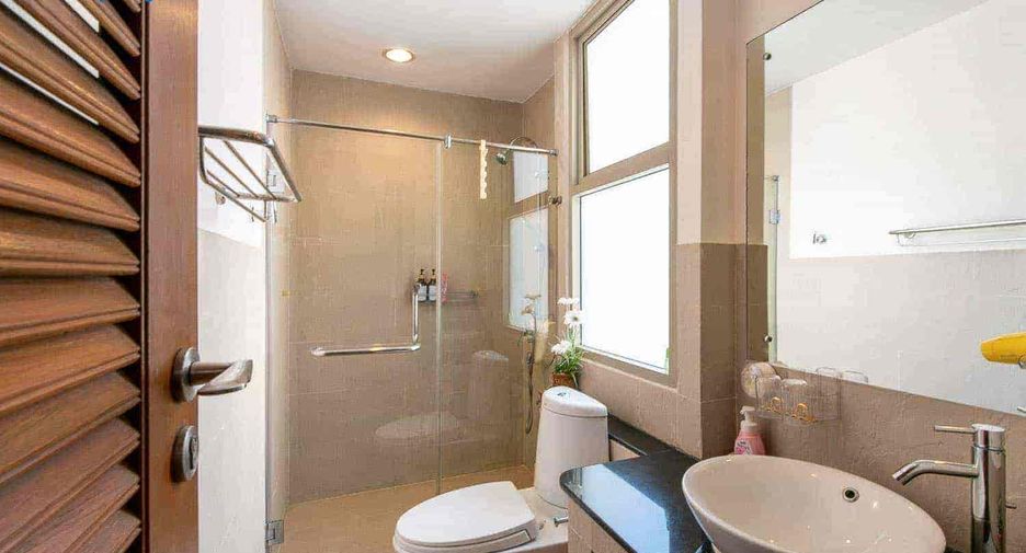For sale 3 ベッドルーム townhouse in Cha Am, Phetchaburi