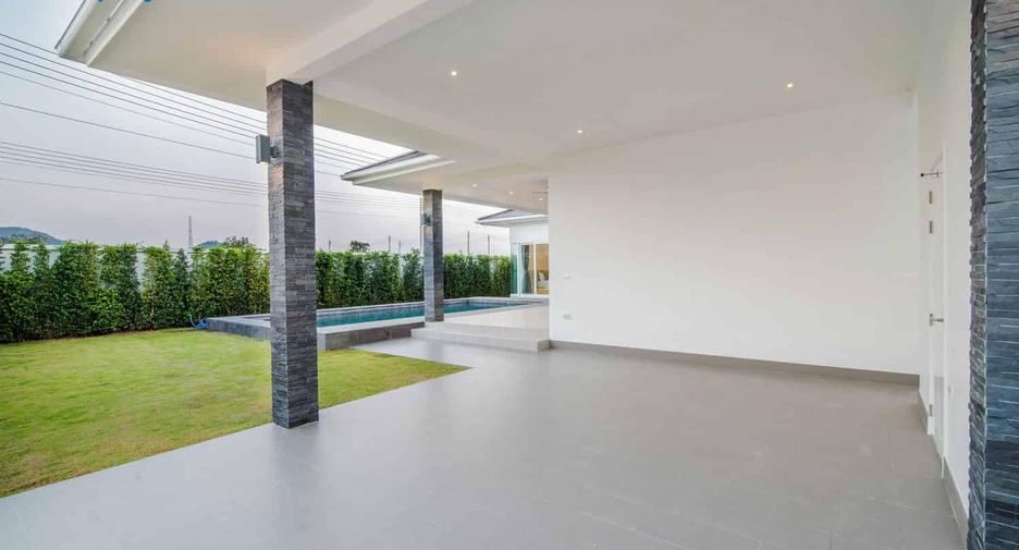 For sale 3 ベッドルーム villa in Hua Hin, Prachuap Khiri Khan