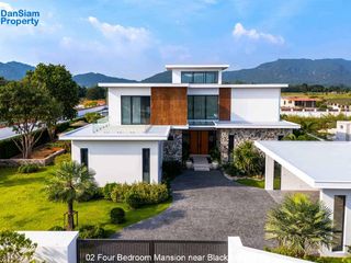 For sale 4 bedrooms villa in Hua Hin, Prachuap Khiri Khan
