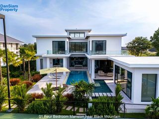For sale 4 bedrooms villa in Hua Hin, Prachuap Khiri Khan