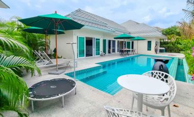 For sale 3 ベッドルーム villa in Hua Hin, Prachuap Khiri Khan
