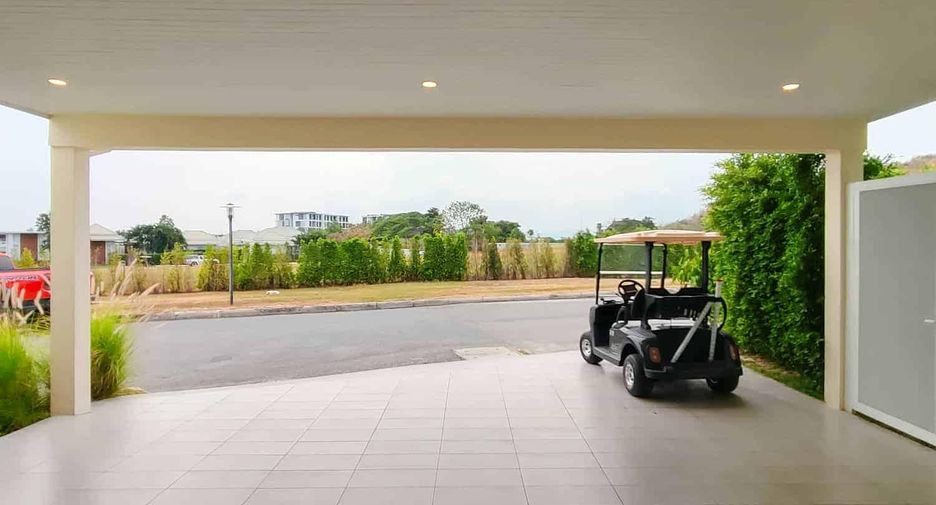 For sale 3 ベッドルーム villa in Hua Hin, Prachuap Khiri Khan
