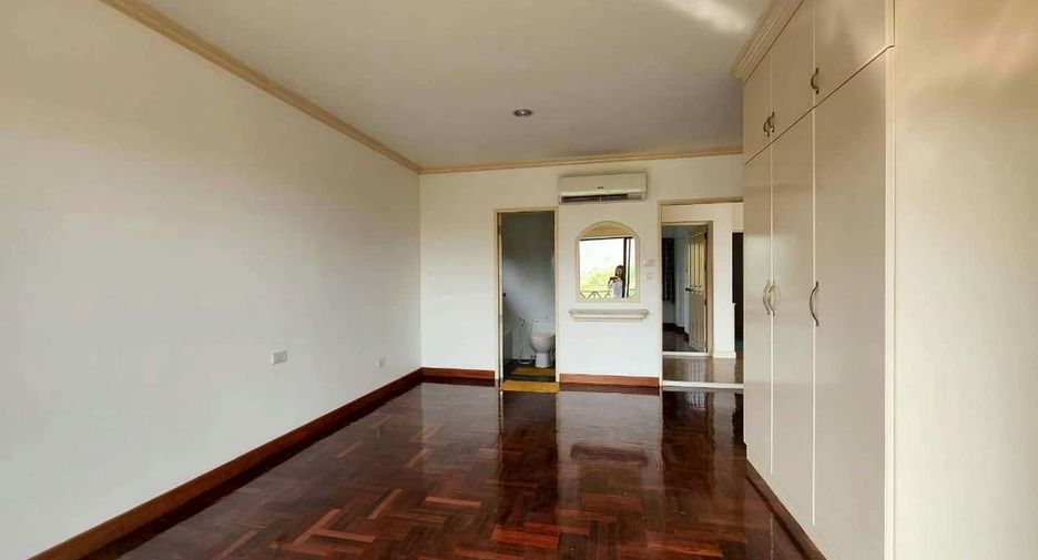 For sale 2 bedrooms condo in Cha Am, Phetchaburi