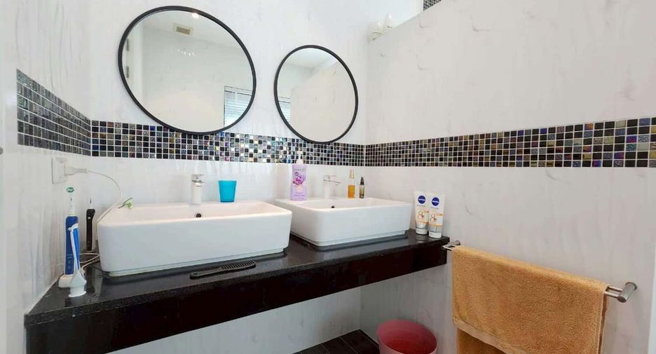 Villa en venta de 3 habitaciones en Cha Am, Phetchaburi