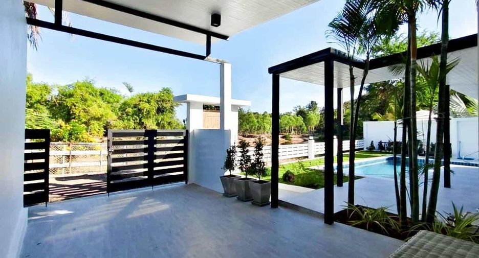 For sale 2 bedrooms villa in Cha Am, Phetchaburi