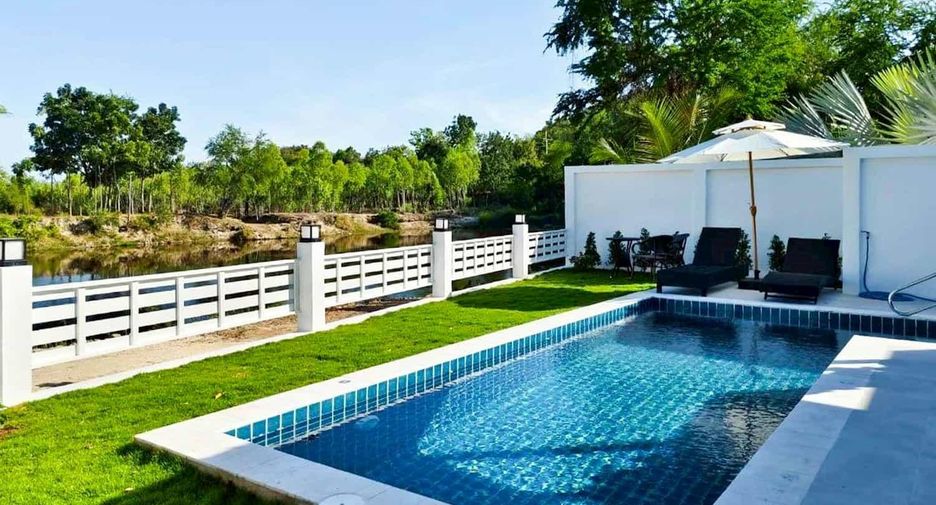 For sale 2 bedrooms villa in Cha Am, Phetchaburi