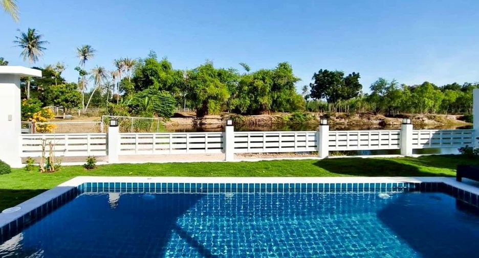For sale 2 bedrooms villa in Cha Am, Phetchaburi
