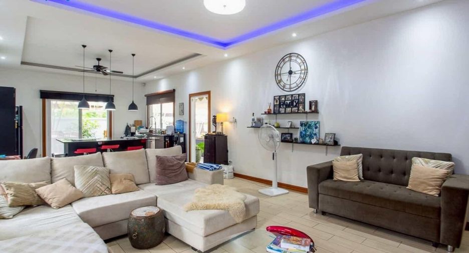 For sale 3 ベッドルーム villa in Hua Hin, Prachuap Khiri Khan