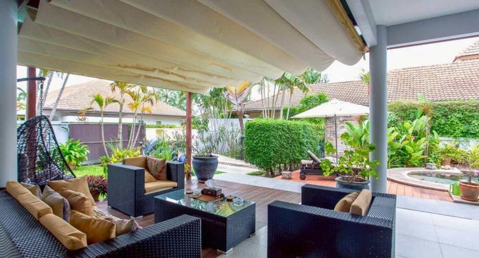 For sale 3 ベッドルーム villa in Hua Hin, Prachuap Khiri Khan