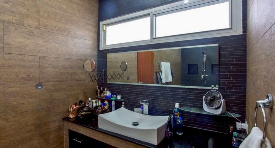 For sale 3 ベッドルーム villa in Hua Hin, Prachuap Khiri Khan