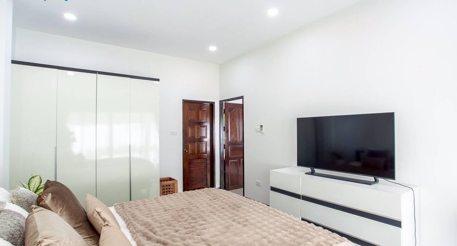 For sale 3 ベッドルーム villa in Hua Hin, Prachuap Khiri Khan