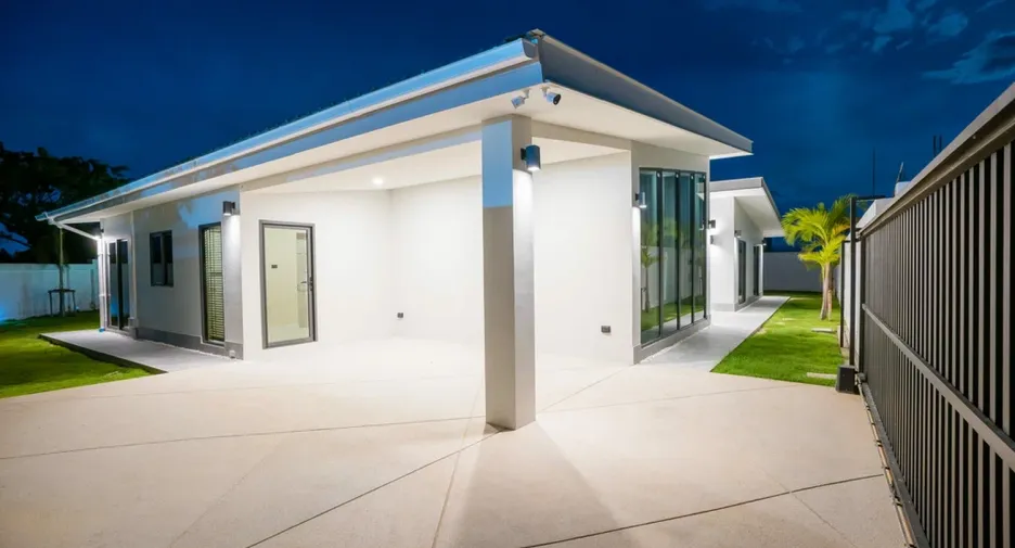 For sale 3 ベッドルーム villa in Hua Hin, Prachuap Khiri Khan