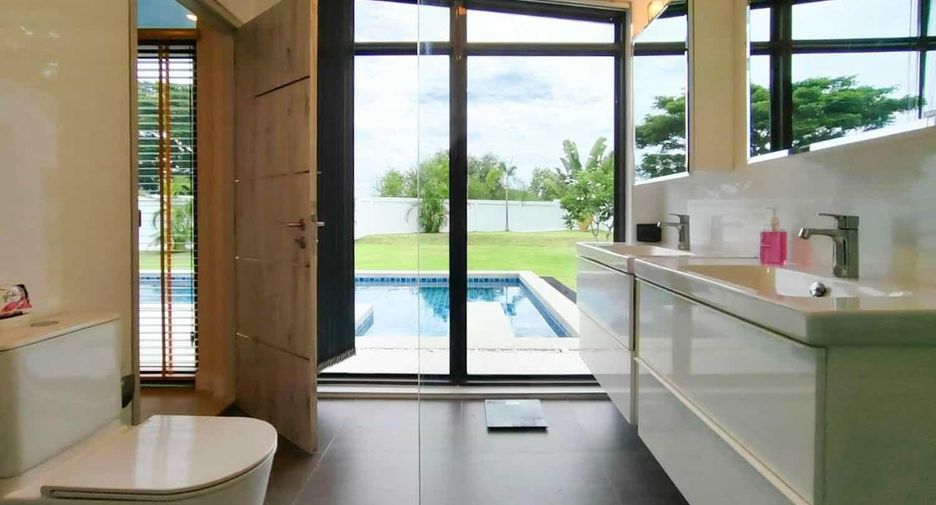 For sale 3 ベッドルーム villa in Hua Hin, Prachuap Khiri Khan