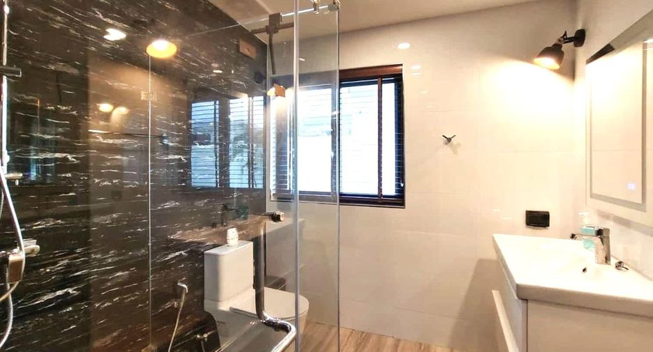 For sale 3 ベッドルーム villa in Hua Hin, Prachuap Khiri Khan