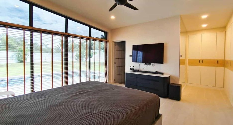 For sale 3 ベッドルーム villa in Hua Hin, Prachuap Khiri Khan