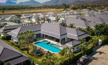 For sale 6 bedrooms villa in Cha Am, Phetchaburi