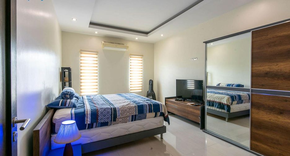 For sale 6 bedrooms villa in Cha Am, Phetchaburi