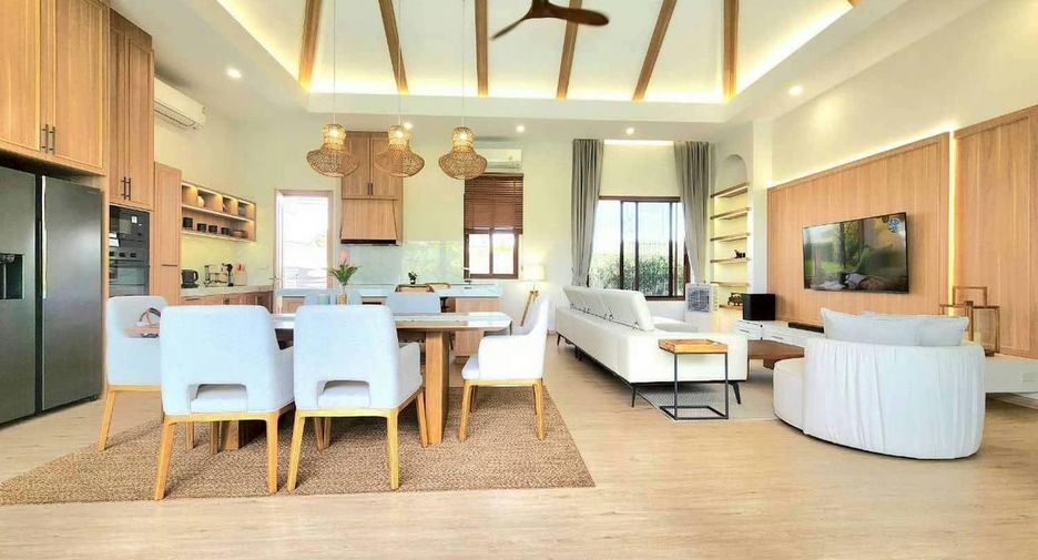 For sale 3 ベッドルーム villa in Hua Hin, Prachuap Khiri Khan