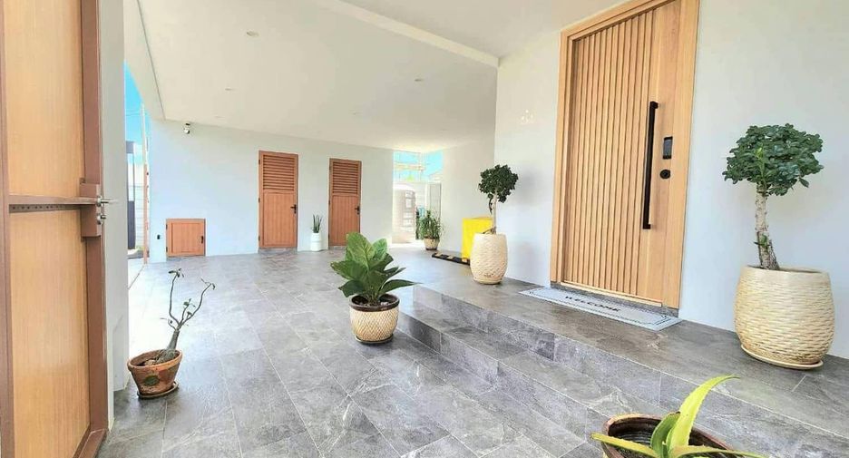 For sale 3 ベッドルーム villa in Hua Hin, Prachuap Khiri Khan
