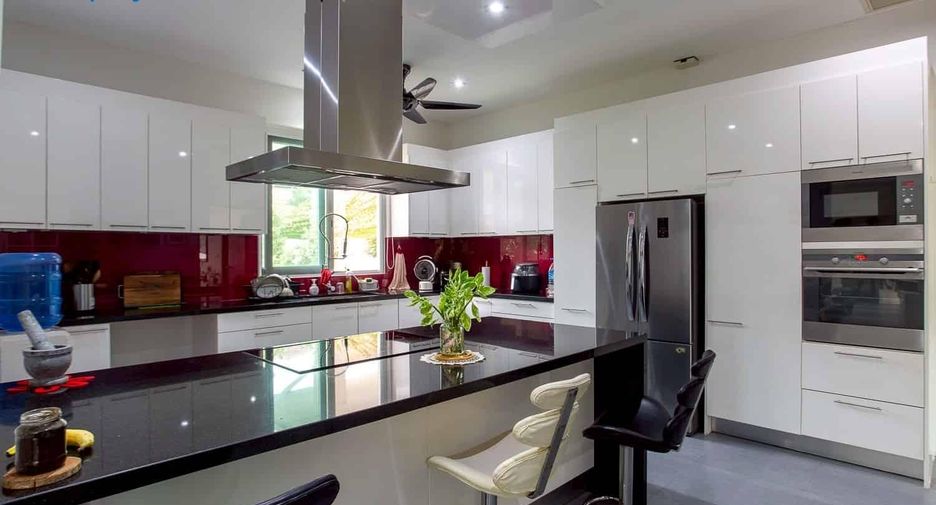 For sale 3 ベッドルーム villa in Hua Hin, Prachuap Khiri Khan
