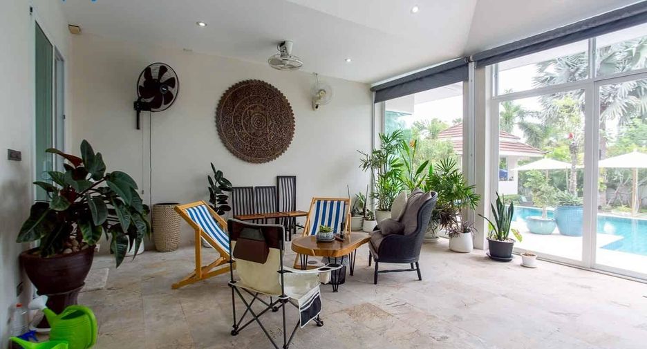 For sale 3 ベッドルーム villa in Hua Hin, Prachuap Khiri Khan