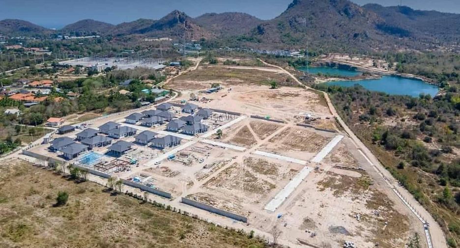 For sale 3 ベッドルーム villa in Hua Hin, Prachuap Khiri Khan