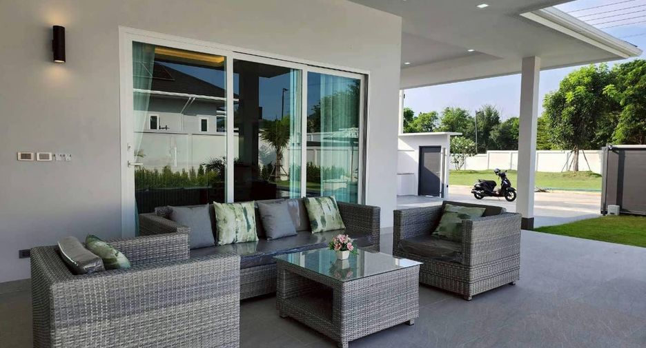 For sale 3 ベッドルーム villa in Hua Hin, Prachuap Khiri Khan