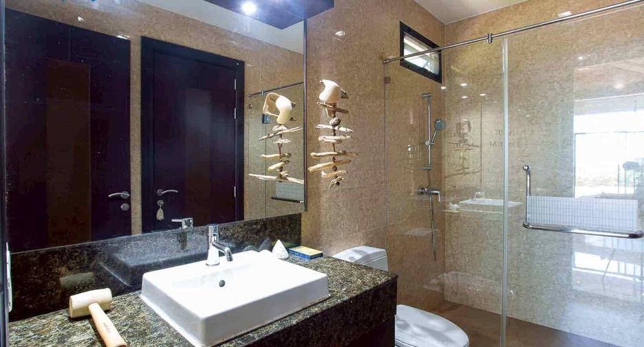 For sale 3 ベッドルーム villa in Pran Buri, Prachuap Khiri Khan