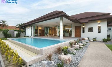 For sale 3 ベッドルーム villa in Hua Hin, Prachuap Khiri Khan
