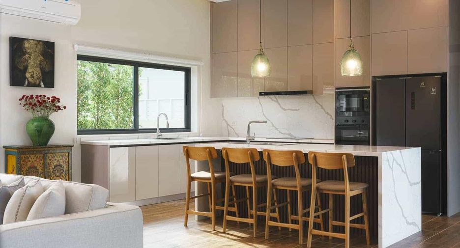 For sale 3 ベッドルーム villa in Hua Hin, Prachuap Khiri Khan