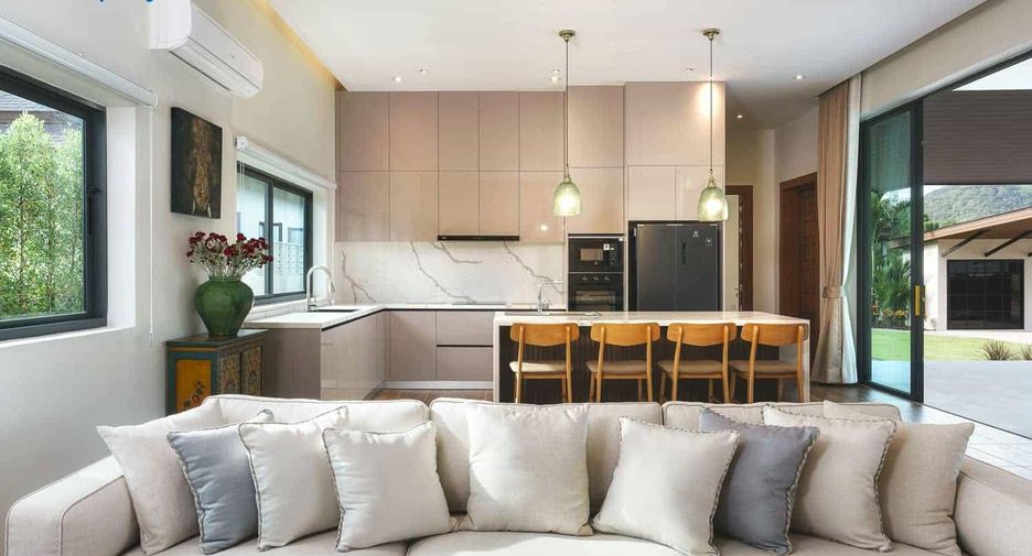 For sale 3 ベッドルーム villa in Hua Hin, Prachuap Khiri Khan