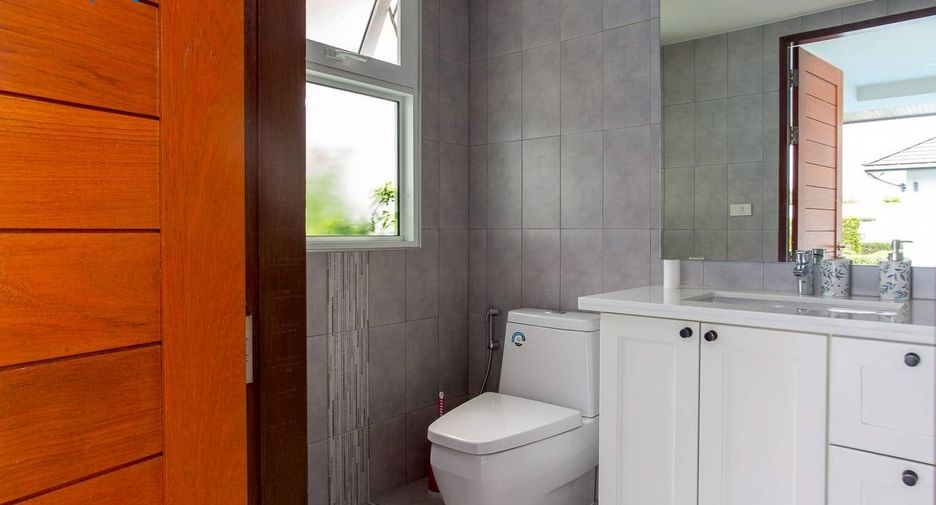 For sale 3 ベッドルーム villa in Hua Hin, Prachuap Khiri Khan