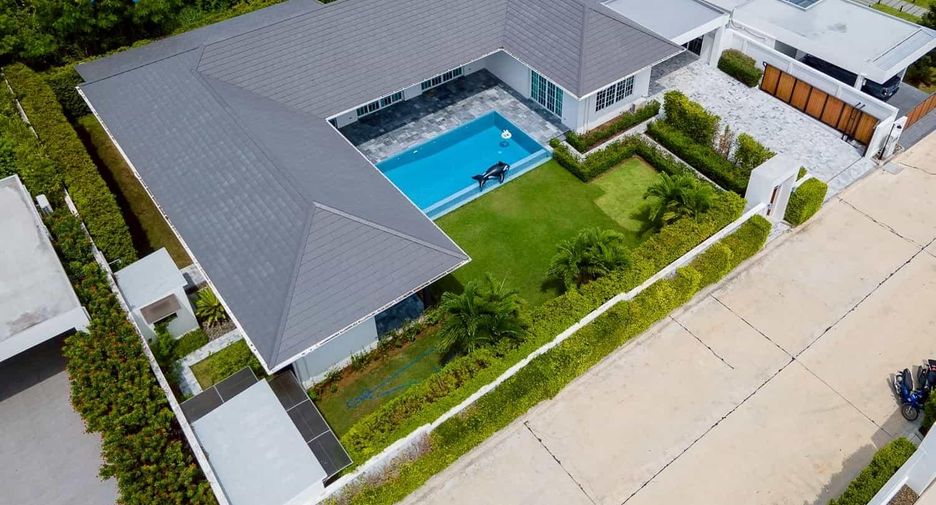 For sale 3 ベッドルーム villa in Hua Hin, Prachuap Khiri Khan