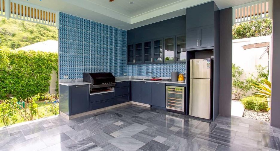 For sale 3 ベッドルーム villa in Hua Hin, Prachuap Khiri Khan
