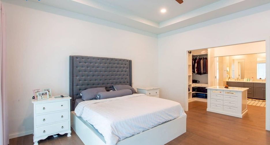 For sale 3 ベッドルーム villa in Hua Hin, Prachuap Khiri Khan